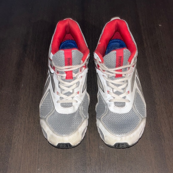 Reebok White and Silver Running Shoes - Picture 1 of 5